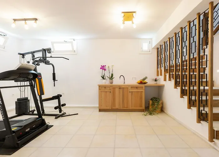 Velonis With Private Pool And Sea View