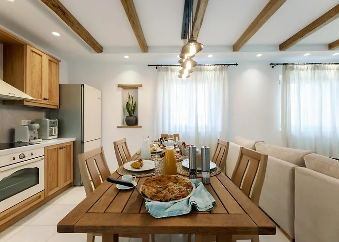 Вилла Velonis With Private Pool And Sea View Айя-Анна