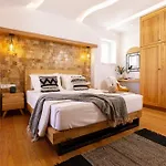Velonis With Private Pool And Sea View Villa