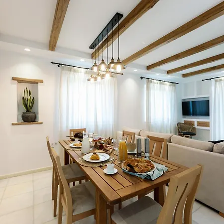 Velonis With Private Pool And Sea View *