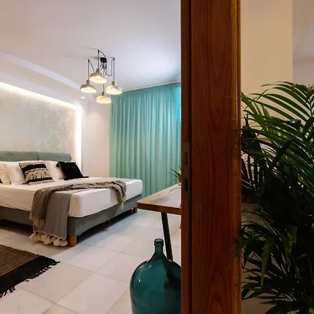 Velonis With Private Pool And Sea View