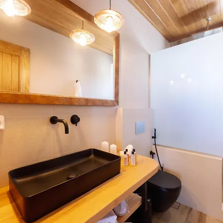 Villa Velonis With Private Pool And Sea View