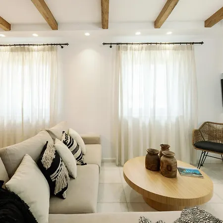 Velonis With Private Pool And Sea View Villa *