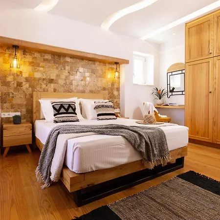 Velonis With Private Pool And Sea View Villa