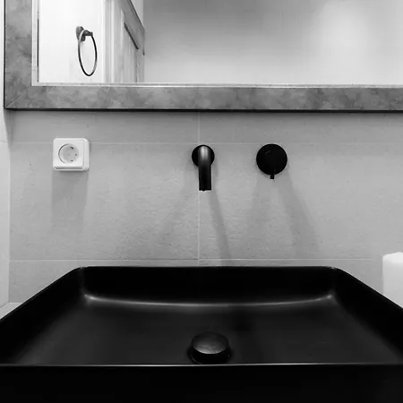 Villa Velonis With Private Pool And Sea View *