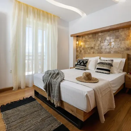 Velonis With Private Pool And Sea View Villa *